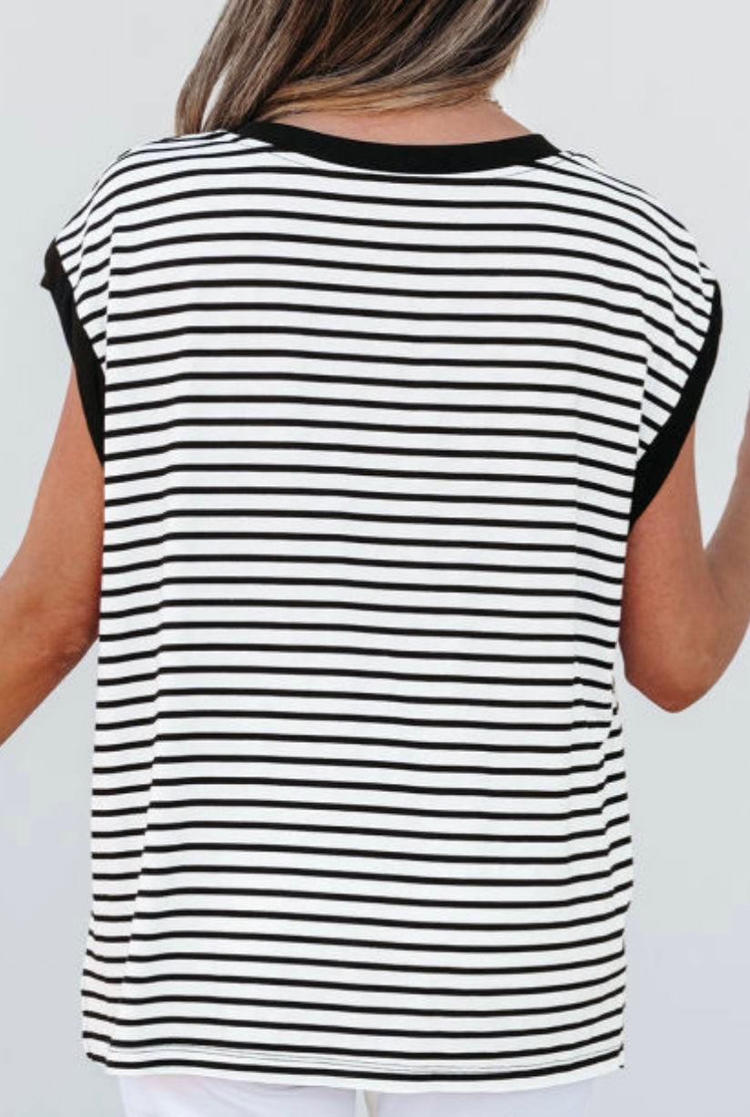 Kyleigh pocket tee