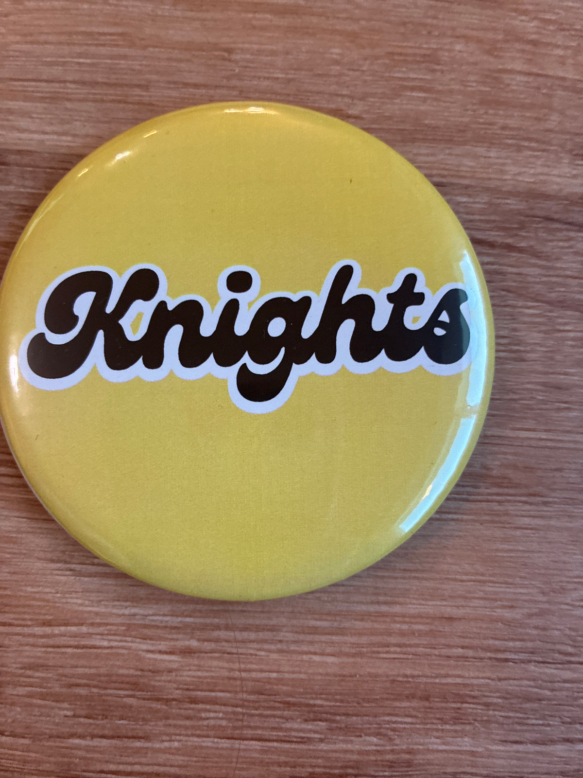 Kenowa knights button