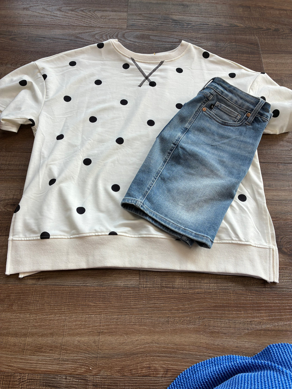 Cream Dot Top