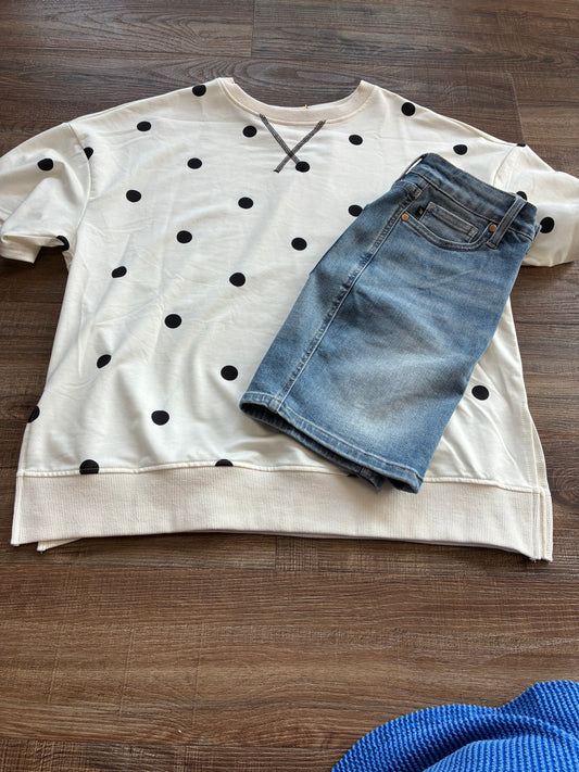 Cream Dot Top
